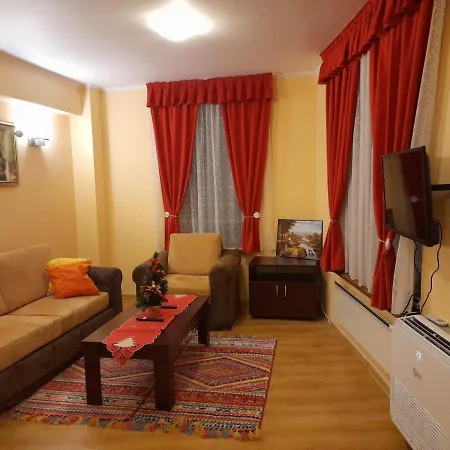 Snow Peak Todorka /next To The Lift/ 6 Persons Daire