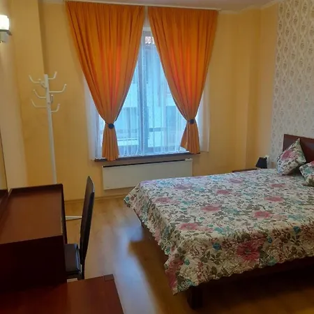 Snow Peak Todorka /next To The Lift/ 6 Persons Daire Bansko