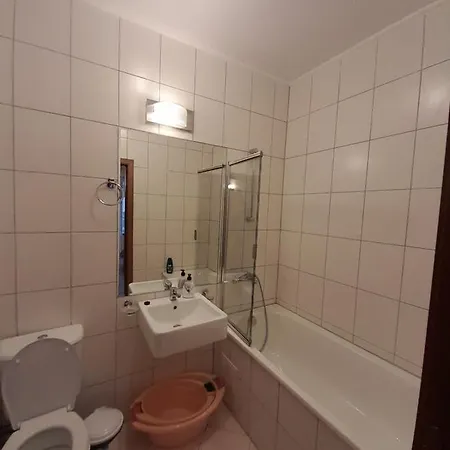 Snow Peak Todorka /next To The Lift/ 6 Persons *