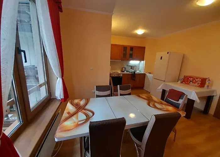 Snow Peak Todorka /next To The Lift/ 6 Persons